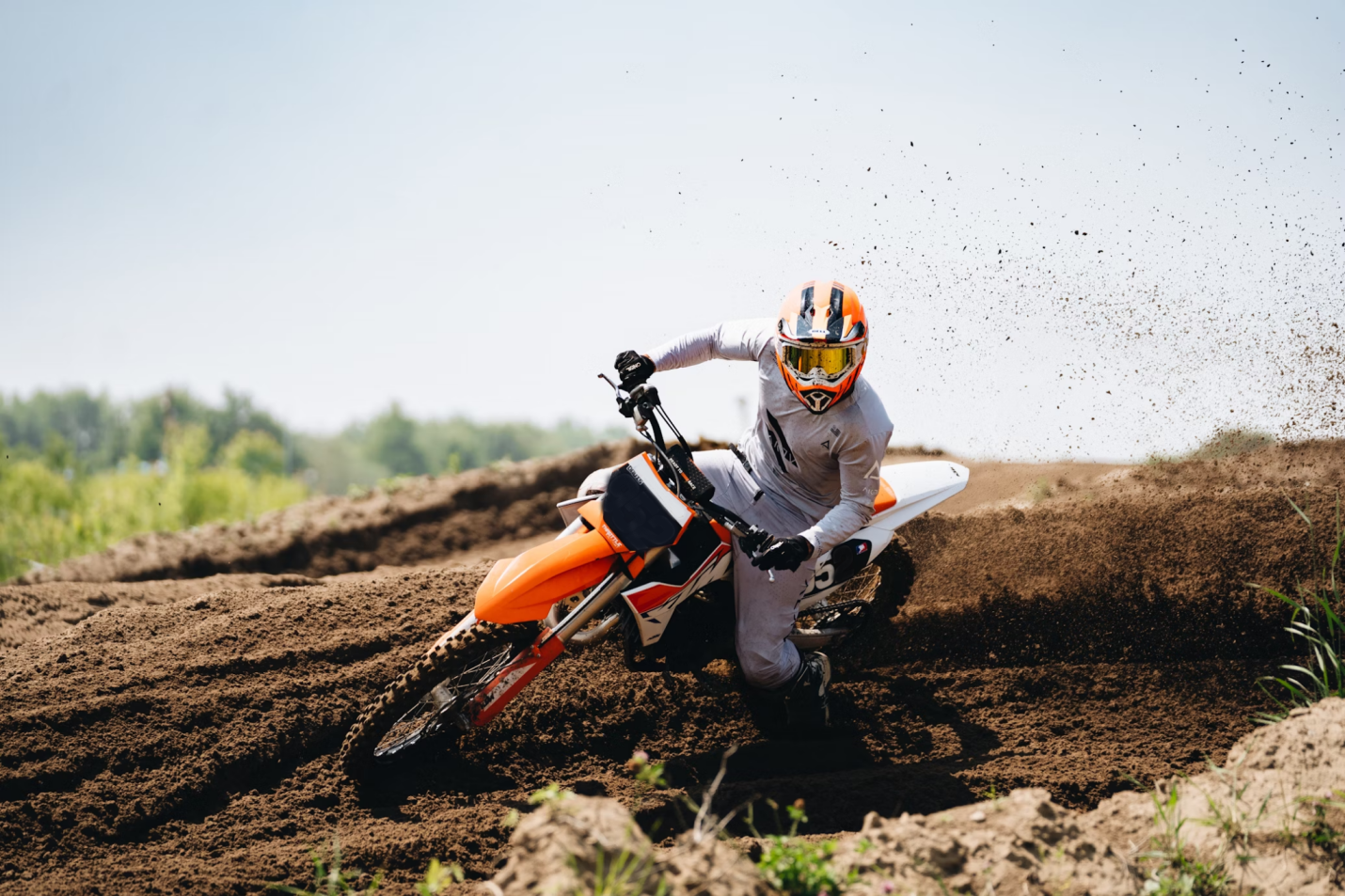 Understanding Automatic Clutch Systems in Kids Dirt Bikes