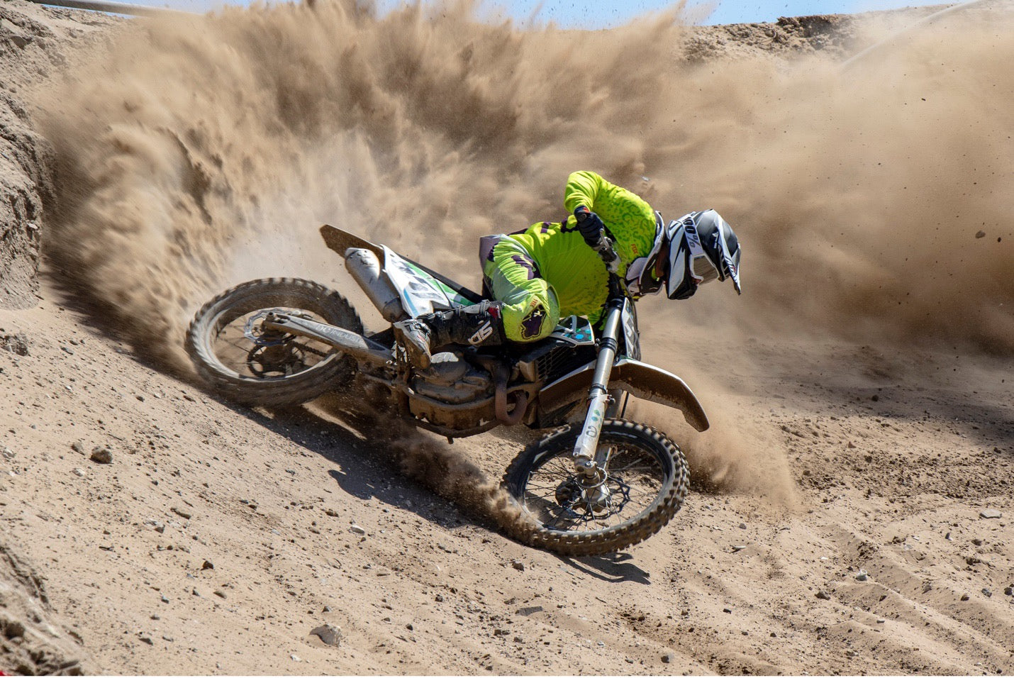 The Impact of The Cultural Icons, Evel Knievel, on the Popularity of Dirt Biking