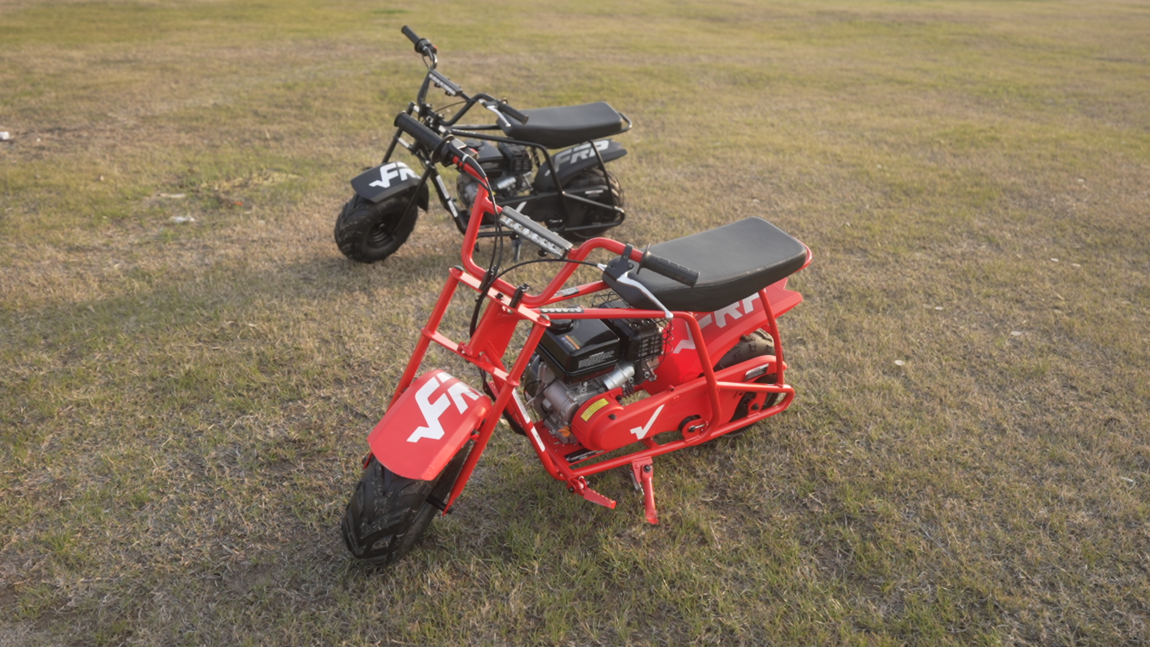 Mini Bike or Dirt Bike: The Truth About Which One You Really Need