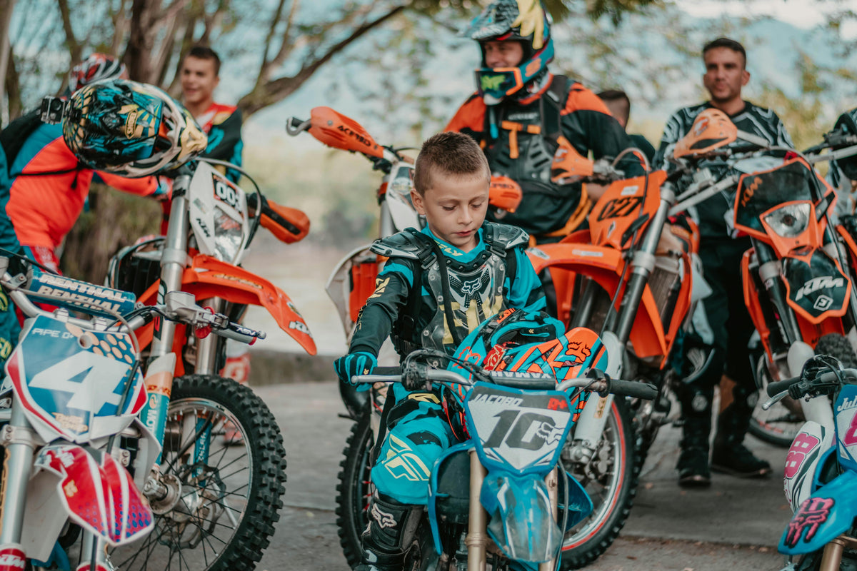 Best HD Pictures about  Dirt Bikes For 10 Year Olds  with No AI Images