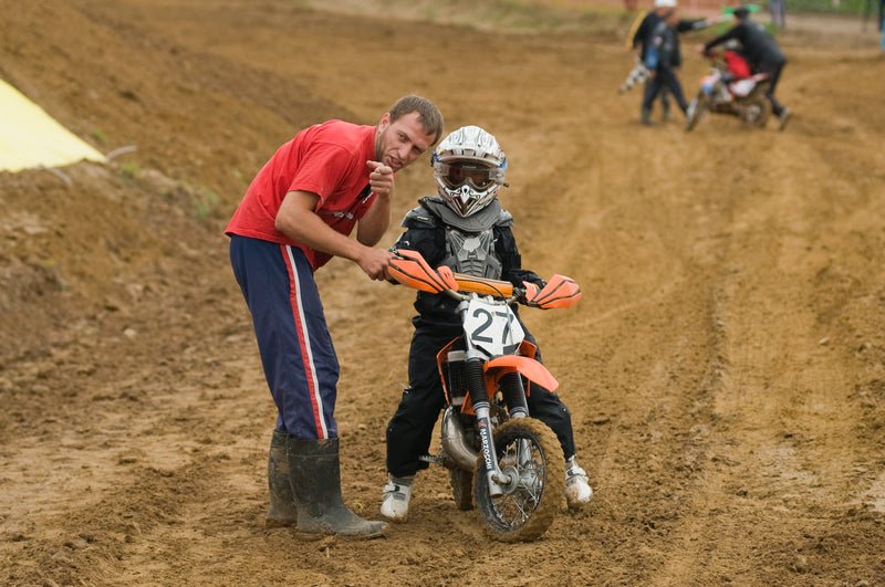 What Is A Good Age To Start Riding A Kid's Dirt Bike? - Fit Right Products